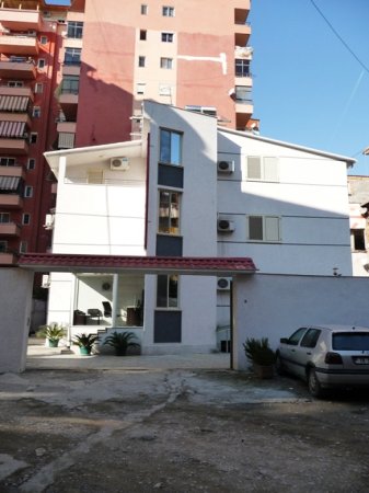 hotel primavera tirana front view