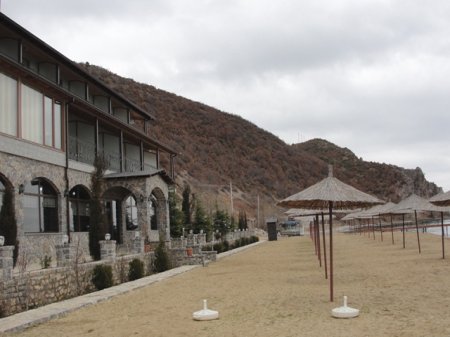 hotel neli resort pogradec beach