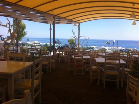 royal dhermi hotel albania