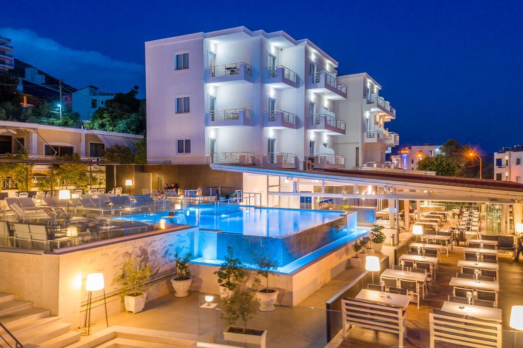 maestral hotel saranda